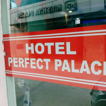 Perfect Palace Hotel New Delhi Eksteriør billede